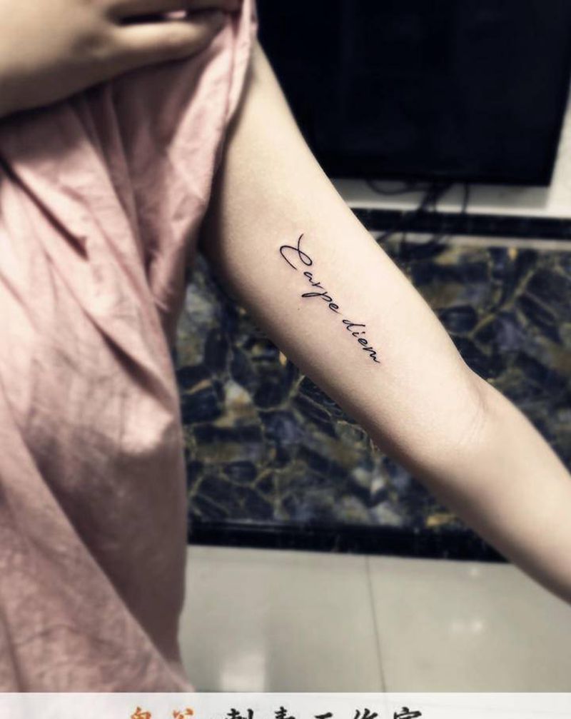 英文纹身图片_新传统纹身图案