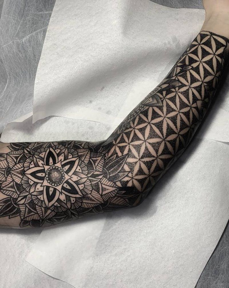 点刺花臂纹身图片_手臂点刺纹身图案