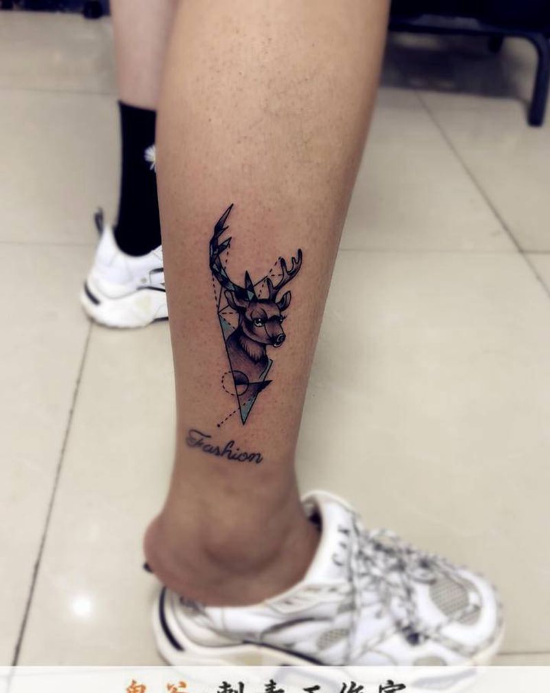 鹿纹身图片_新传统纹身图案