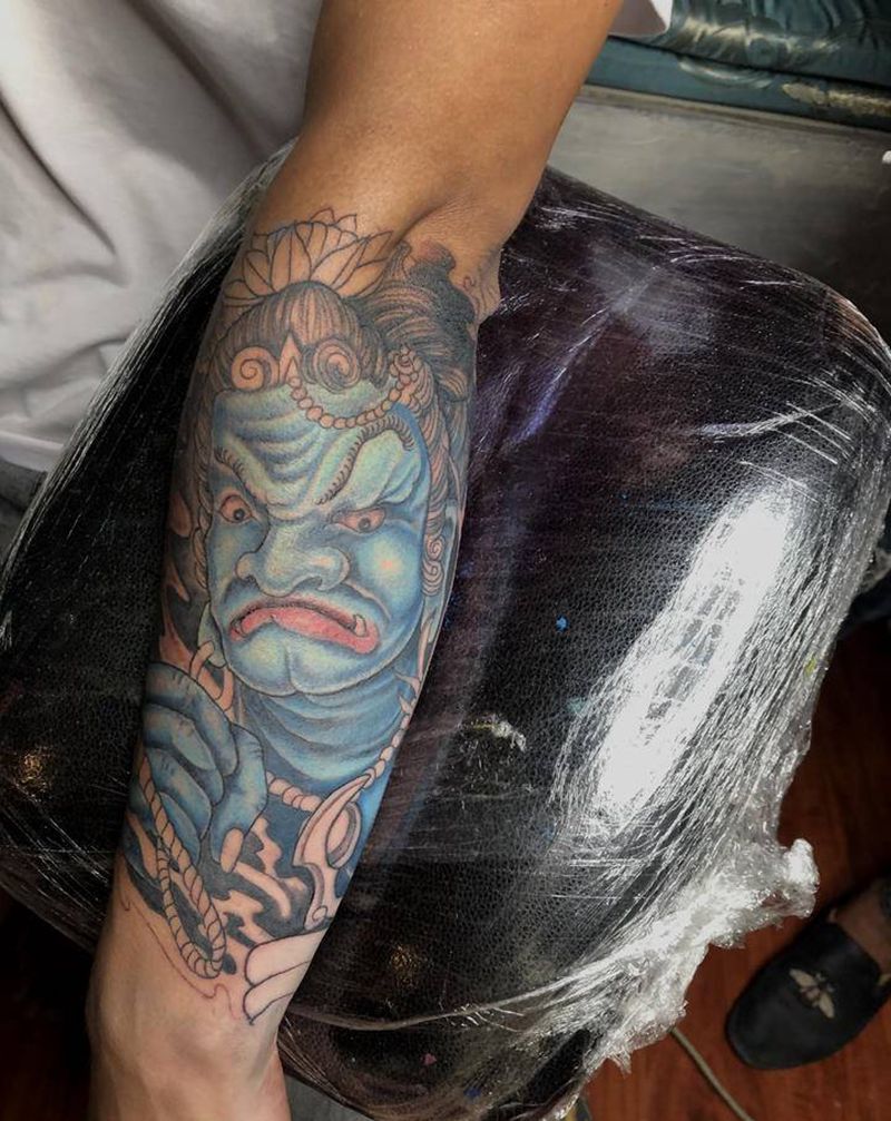 不动明王纹身图片_手臂手部老传统新传统纹身图案