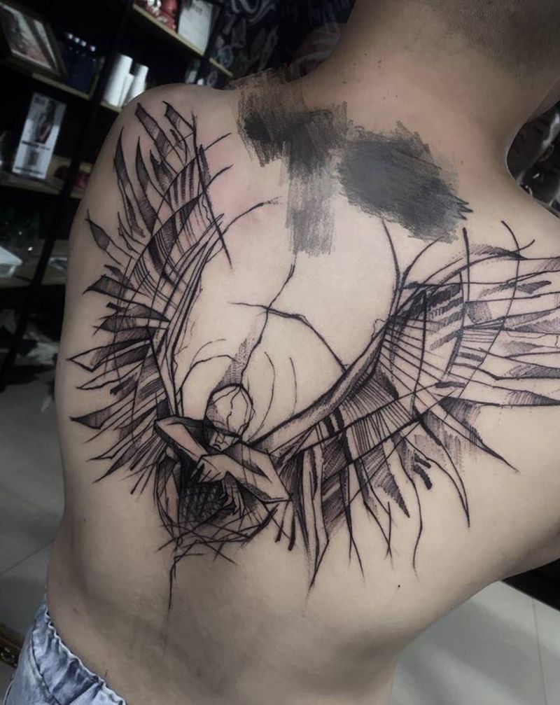 半背天使纹身纹身图片_背部欧美写实纹身图案