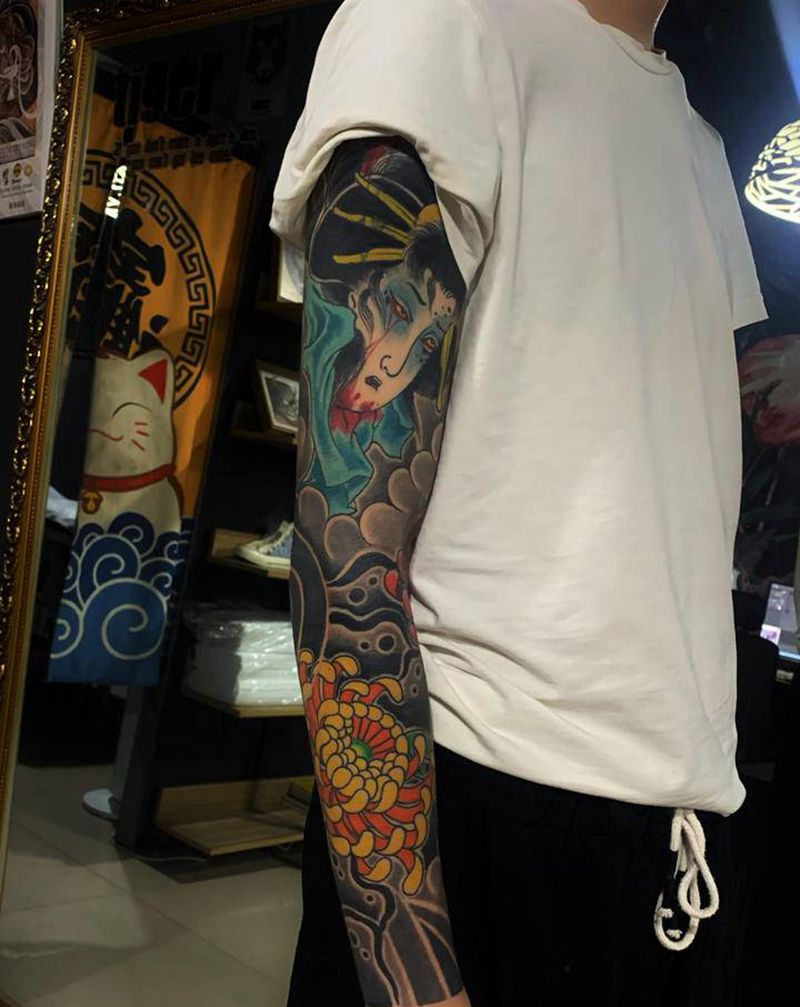 老传统花臂恢复后纹身图片_手臂老传统纹身图案