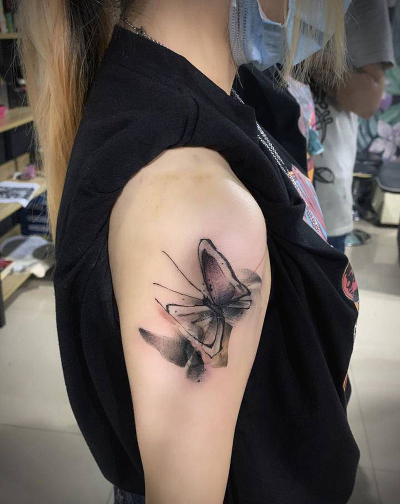 水彩蝴蝶纹身图片_手臂水彩纹身图案