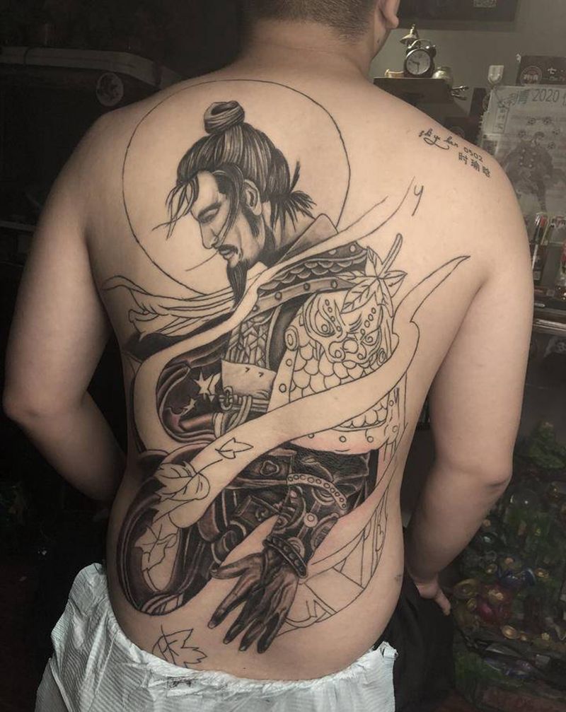 修改 未完纹身图片_背部腰部老传统新传统纹身图案