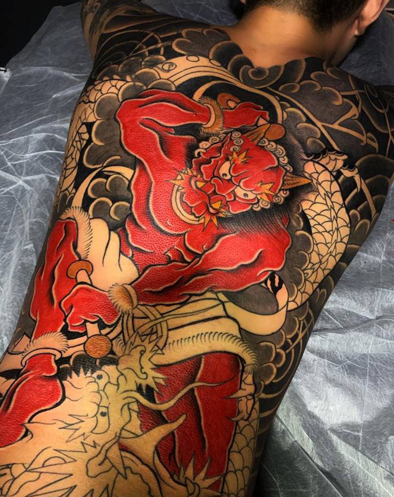 日式老传统满背雷神未完成作品纹身图片_背部老传统纹身图案