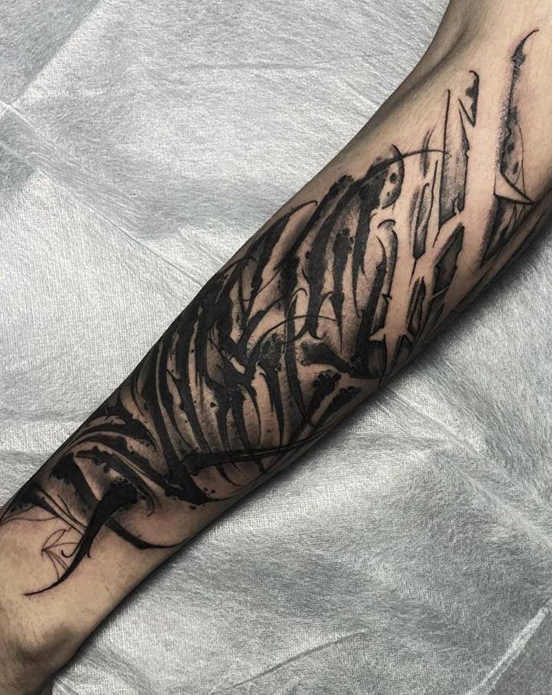 暗黑花体英文纹身图片_手臂花体字纹身图案