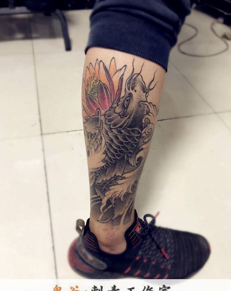 鱼纹身图片_新传统纹身图案