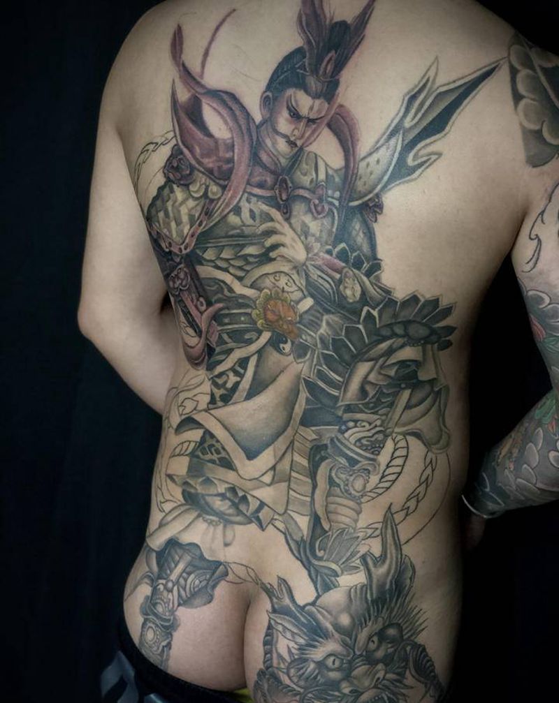 二郎神 未完成纹身图片_背部臀部新传统欧美写实纹身图案