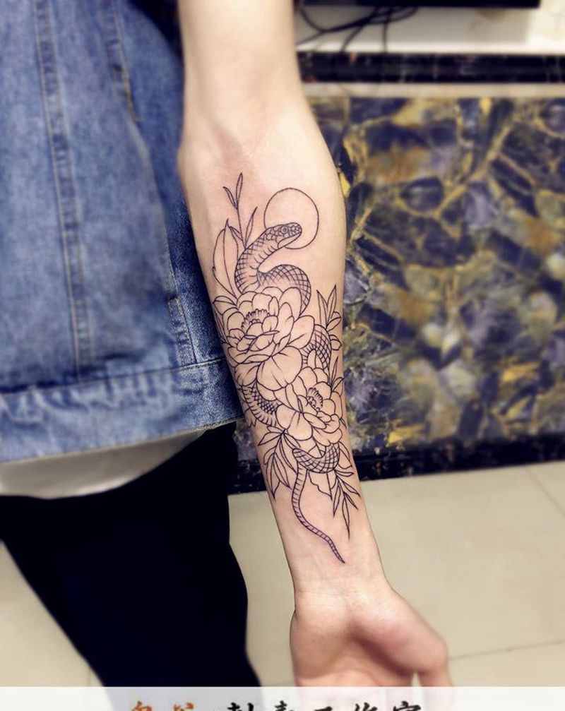 素花未完成纹身图片_新传统纹身图案