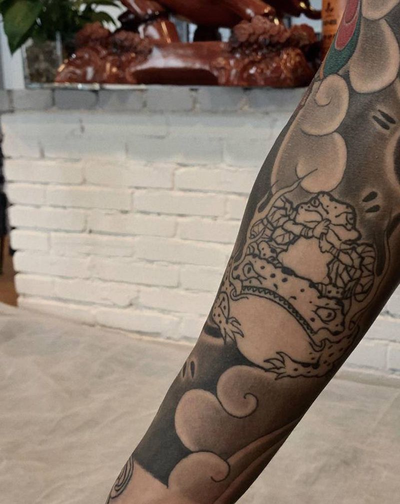 老传统恢复后纹身图片_手臂老传统老传统花臂纹身图案