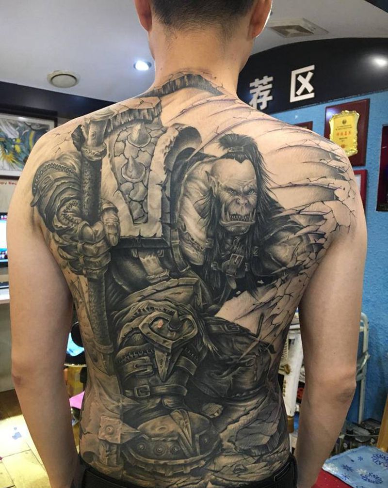 魔兽世界之酋长纹身图片_背部纹身图案