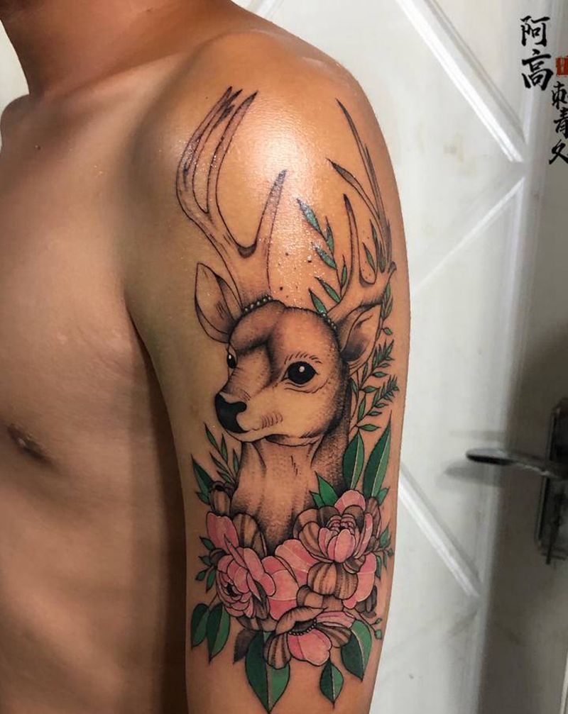 麋鹿素花纹身图片_手臂点刺水彩纹身图案