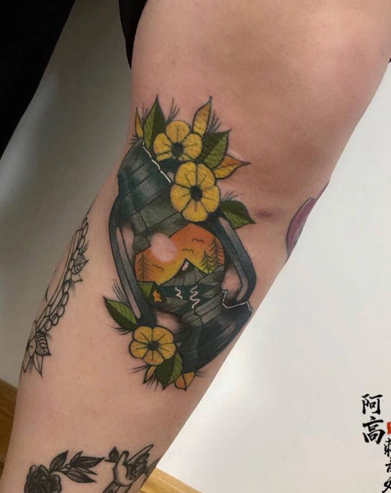 School油灯纹身图片_腿部Old School纹身图案