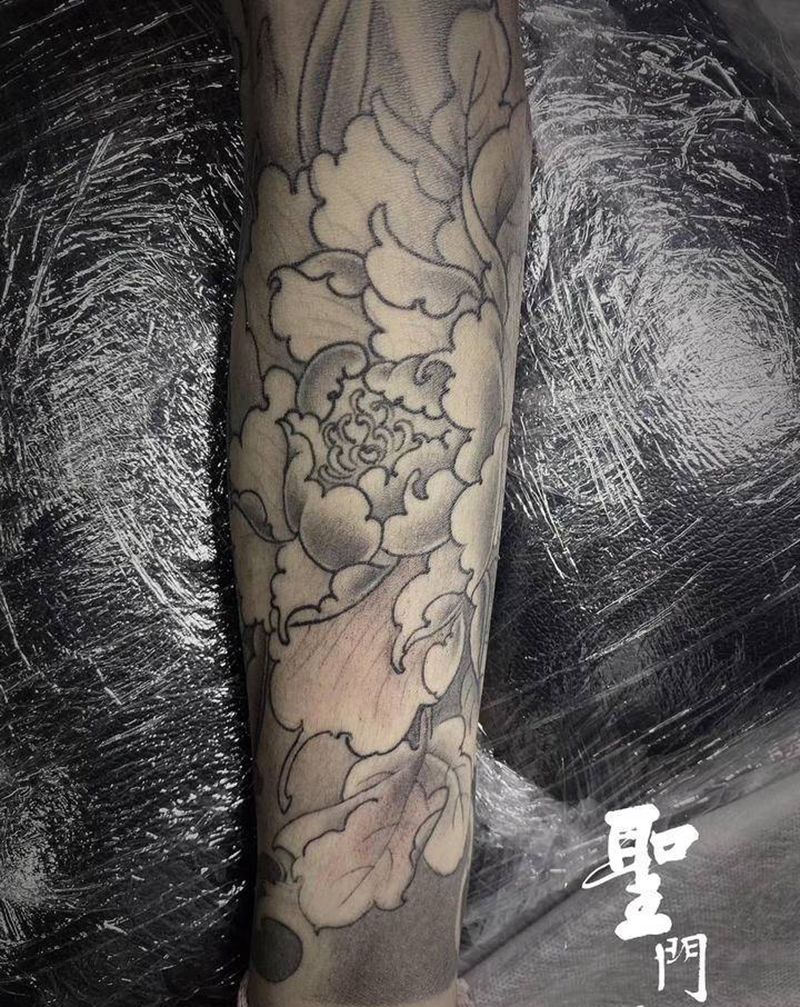 牡丹花 花臂纹身图片_臀部手臂新传统纹身图案