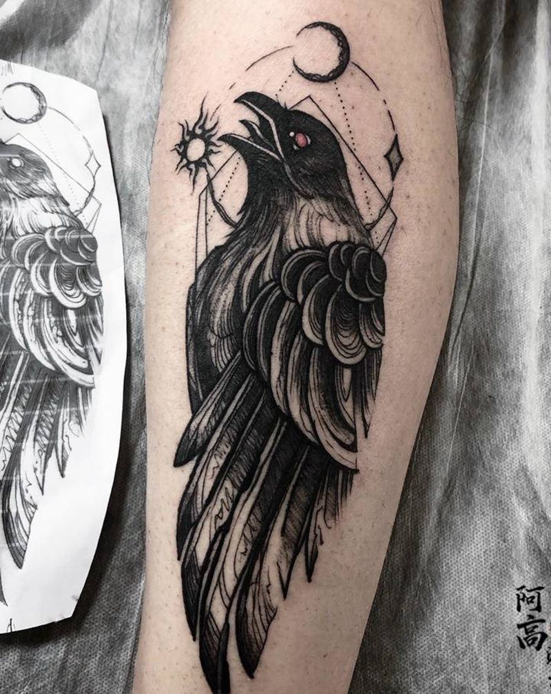 暗黑乌鸦纹身图片_腿部点刺纹身图案