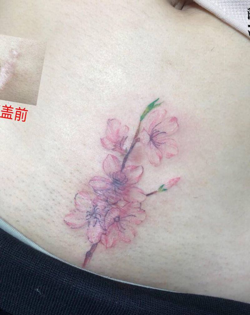 疤痕遮盖纹身图片_腹部水彩纹身图案