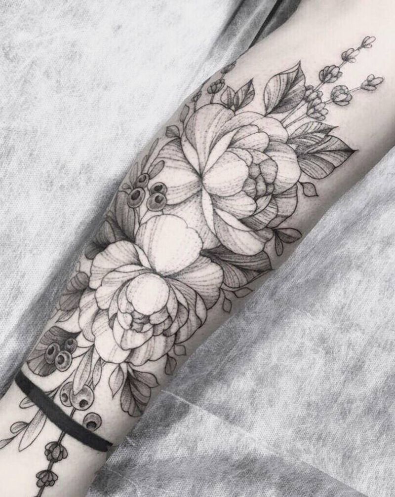 素花纹身图片_腿部点刺纹身图案