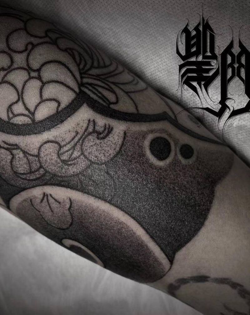 石头圆三雾纹身图片_老传统纹身图案