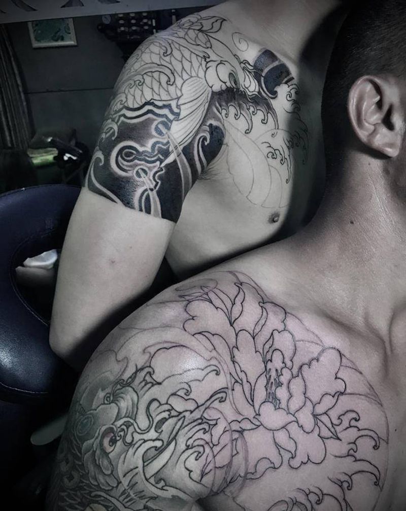 半甲纹身图片_胸部手臂纹身图案