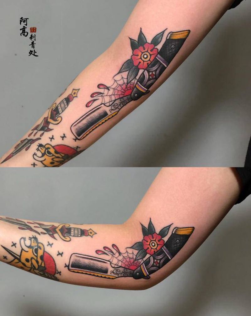 折叠刀纹身图片_手臂Old School纹身图案