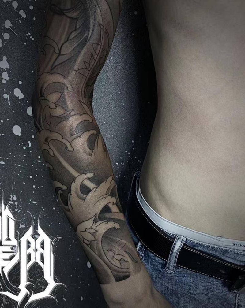 浪臂纹身图片_手臂新传统纹身图案