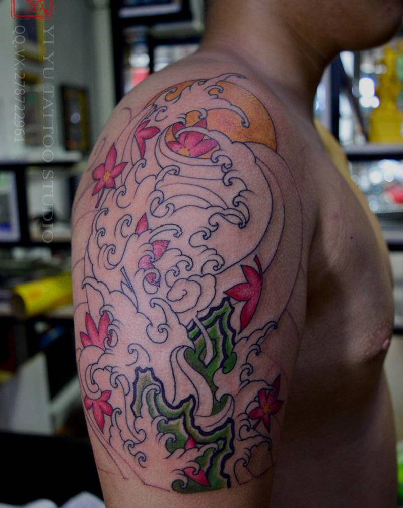 水浪纹身图片_手部纹身图案