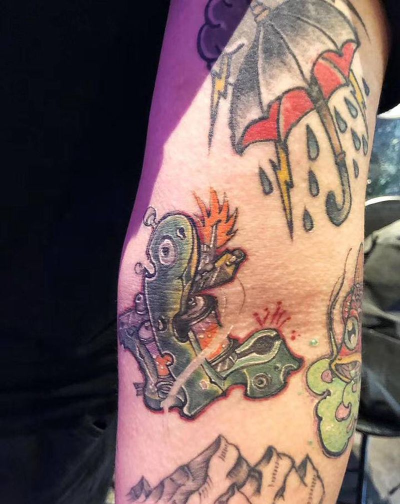 彩色 new school纹身图片_手臂手部New School机纹身图案