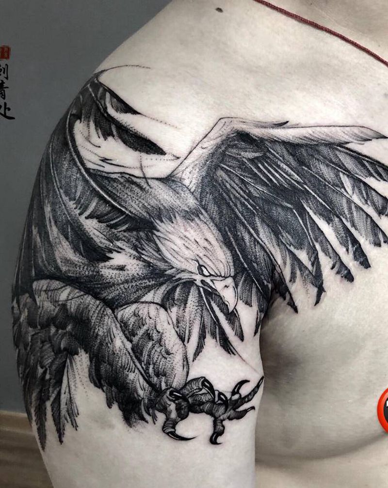 老鹰纹身图片_手臂胸部点刺纹身图案