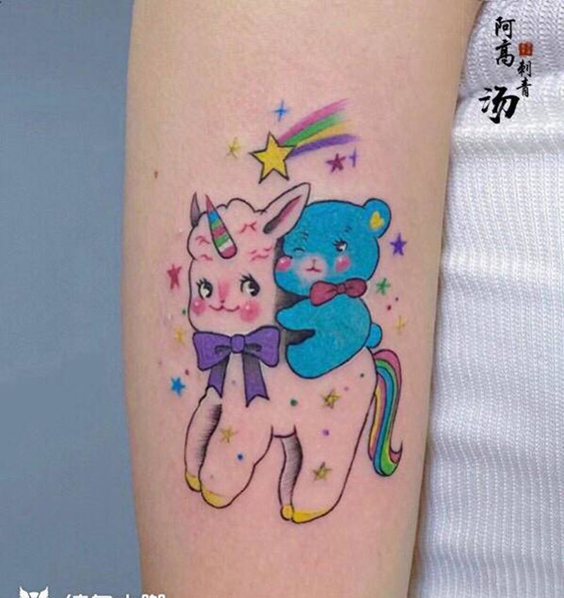 独角兽纹身图片_手臂水彩纹身图案