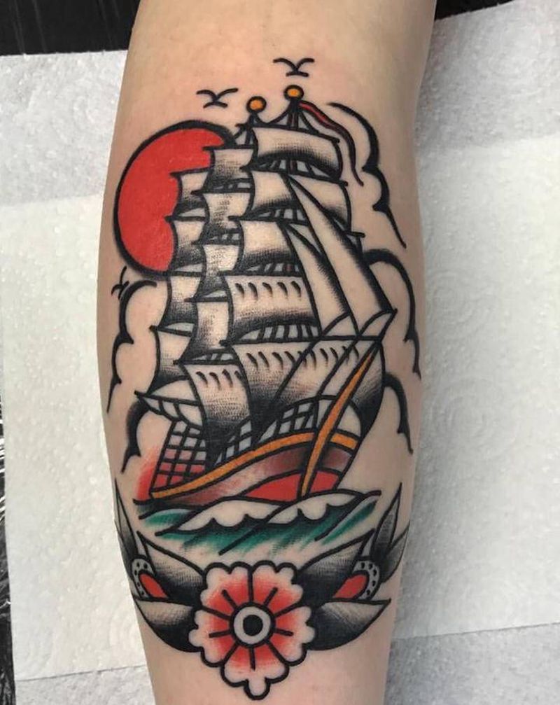船纹身图片_腿部Old School太阳船花纹身图案
