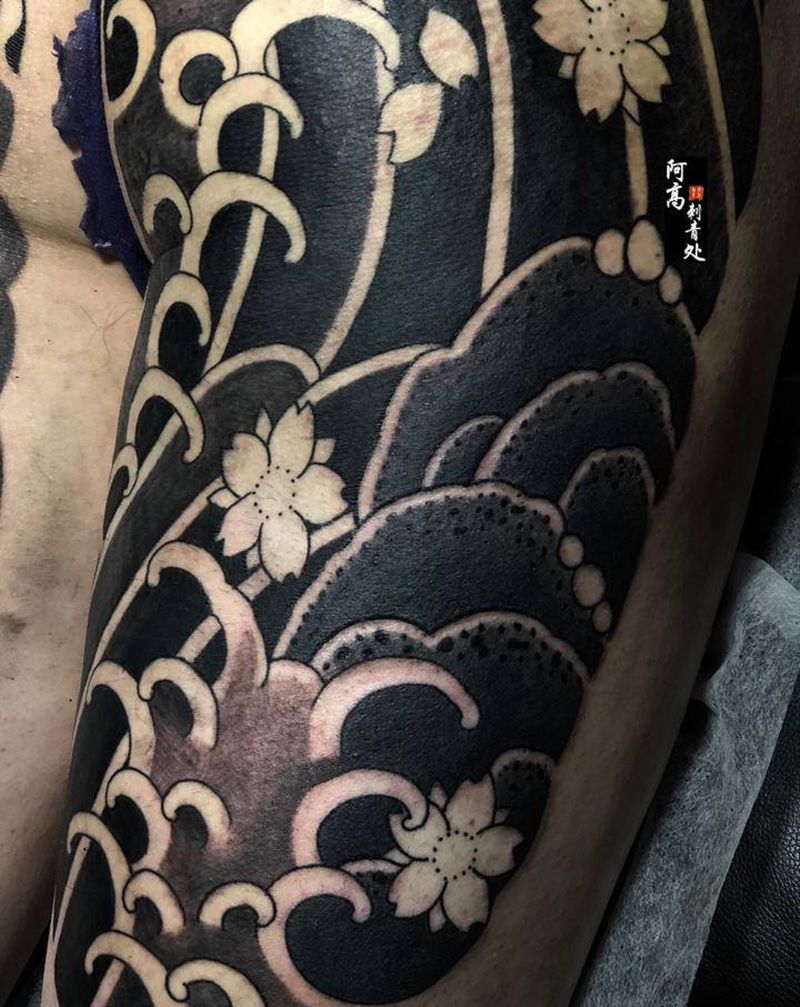 花臀进行中。纹身图片_老传统纹身图案