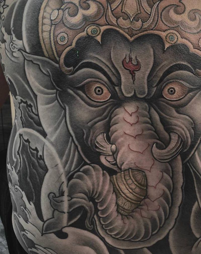 象神纹身图片_背部新传统象神纹身图案