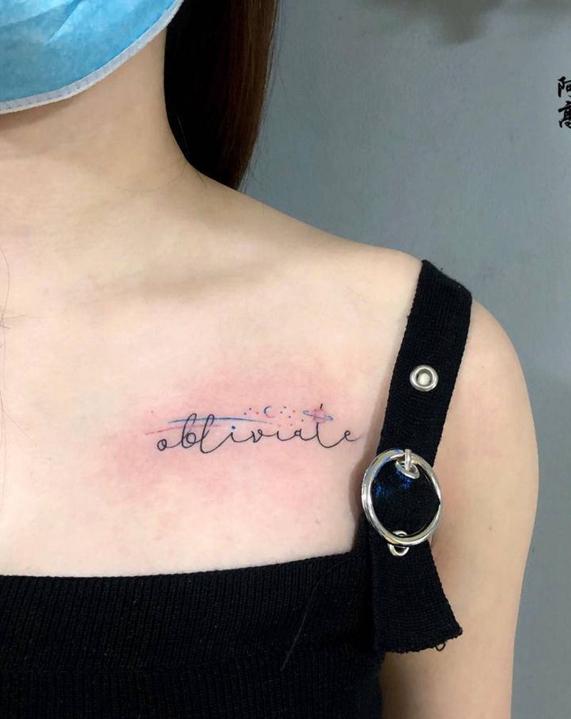 小清新纹身图片_胸部肩部几何纹身图案