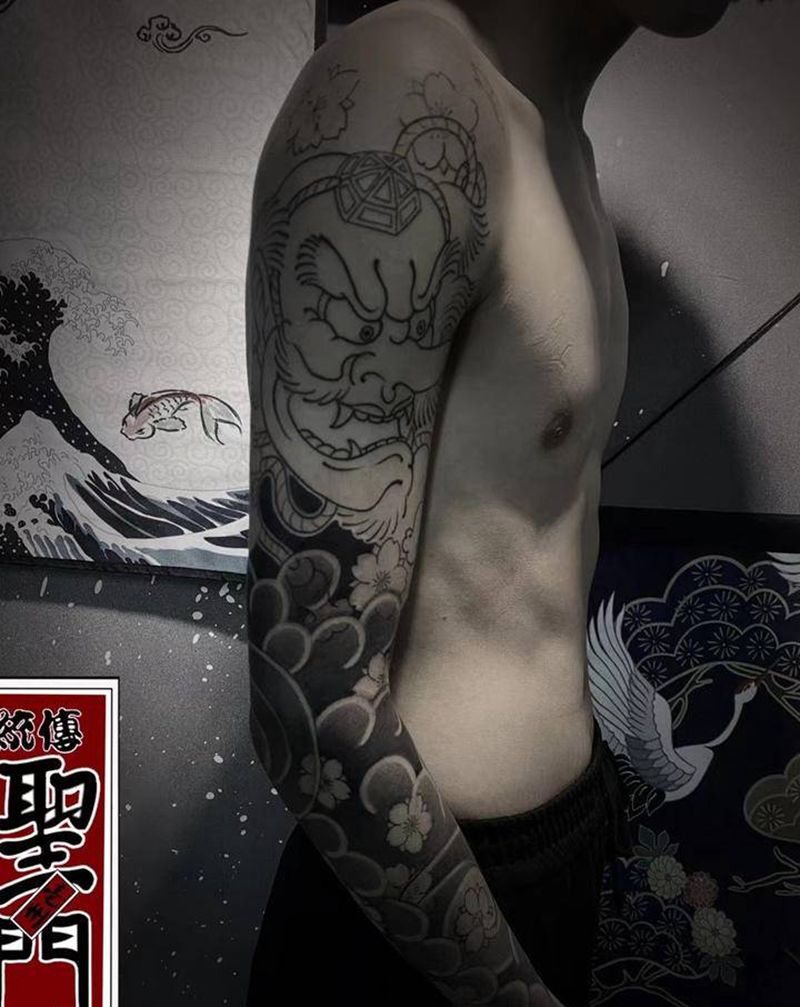 樱花臂纹身图片_手臂纹身图案