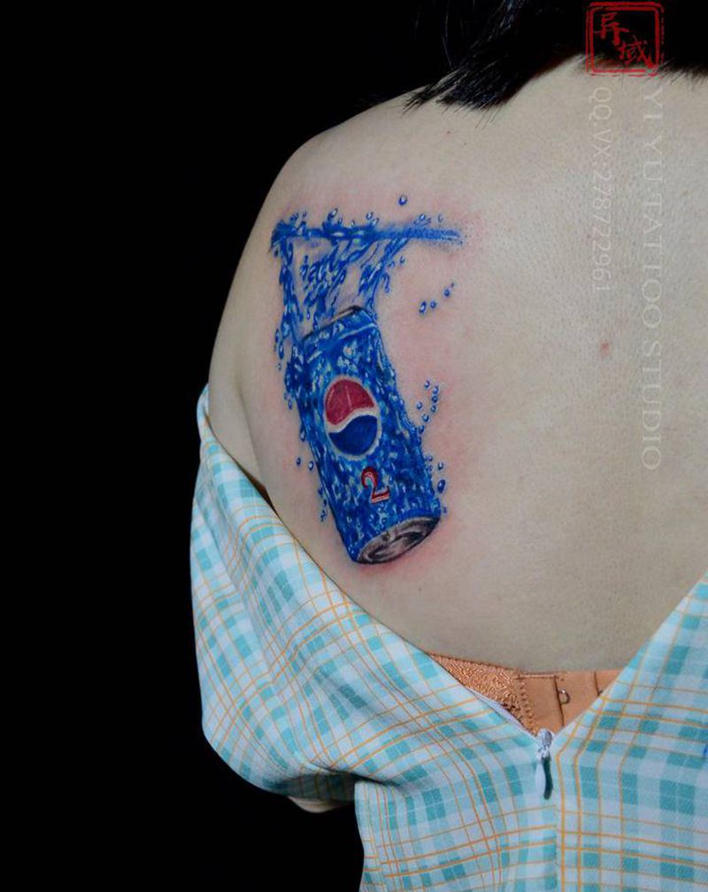 可乐纹身图片_背部纹身图案