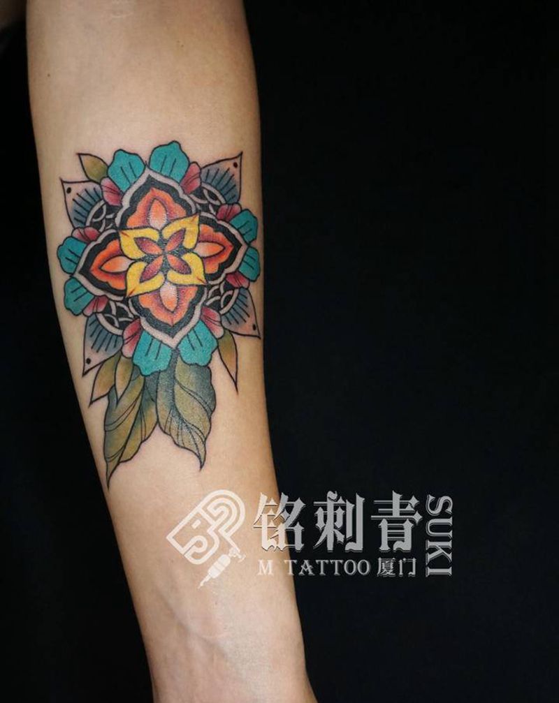 定做曼陀罗纹身图片_手臂New School疤痕遮盖纹身图案