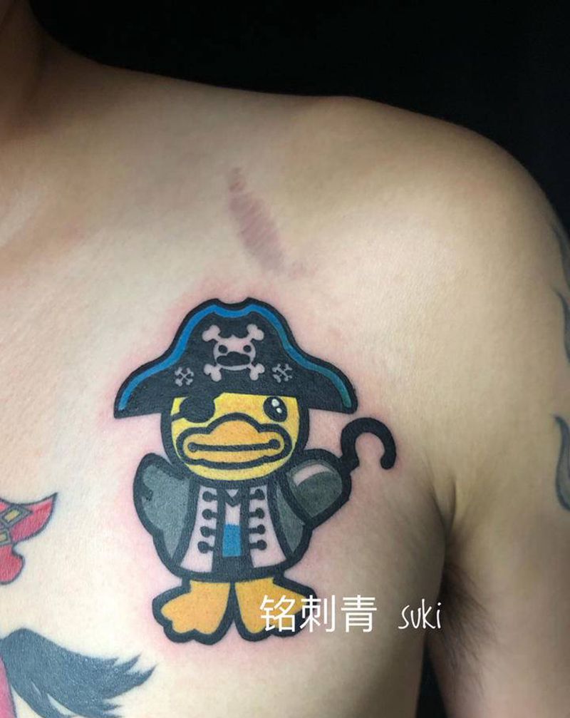 海盗船长纹身图片_胸部Old School纹身图案