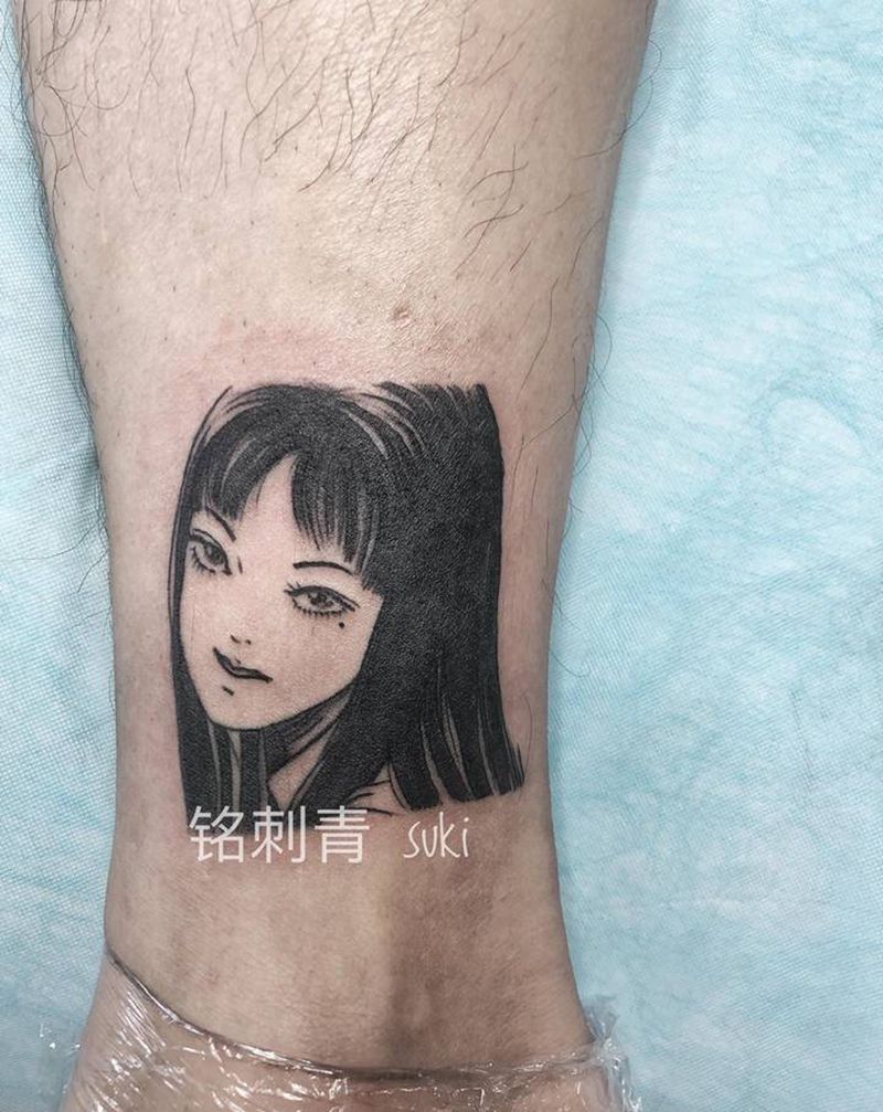 富江纹身图片_脚部纹身图案