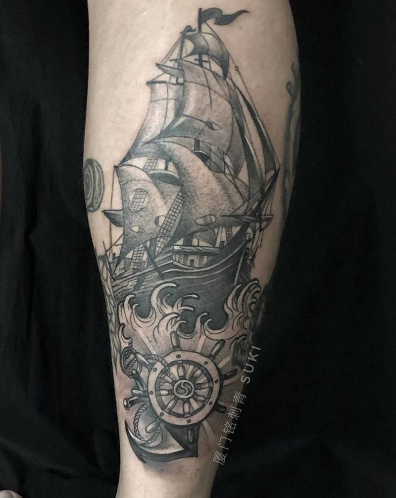 帆船纹身图片_脚部欧美黑灰纹身图案