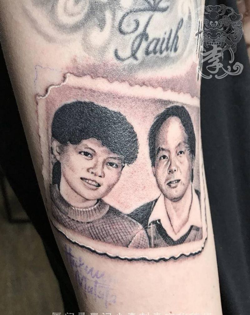 父母的结婚照纹身图片_手臂欧美写实小李刺青厦门纹身图案