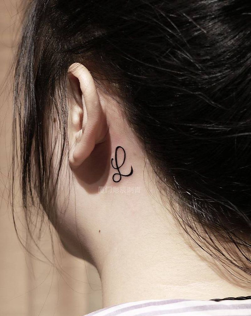 小清新纹身图片_腿部纹身图案