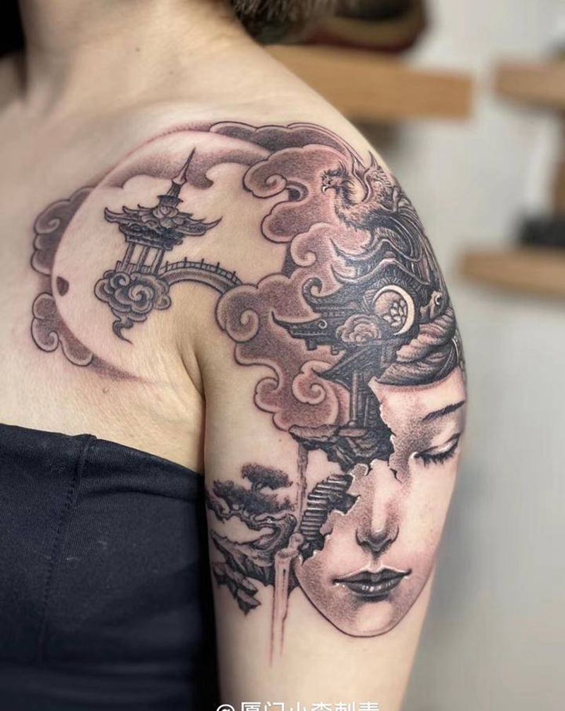 广寒宫纹身图片_手部手臂新传统New School小李刺青厦门纹身图案