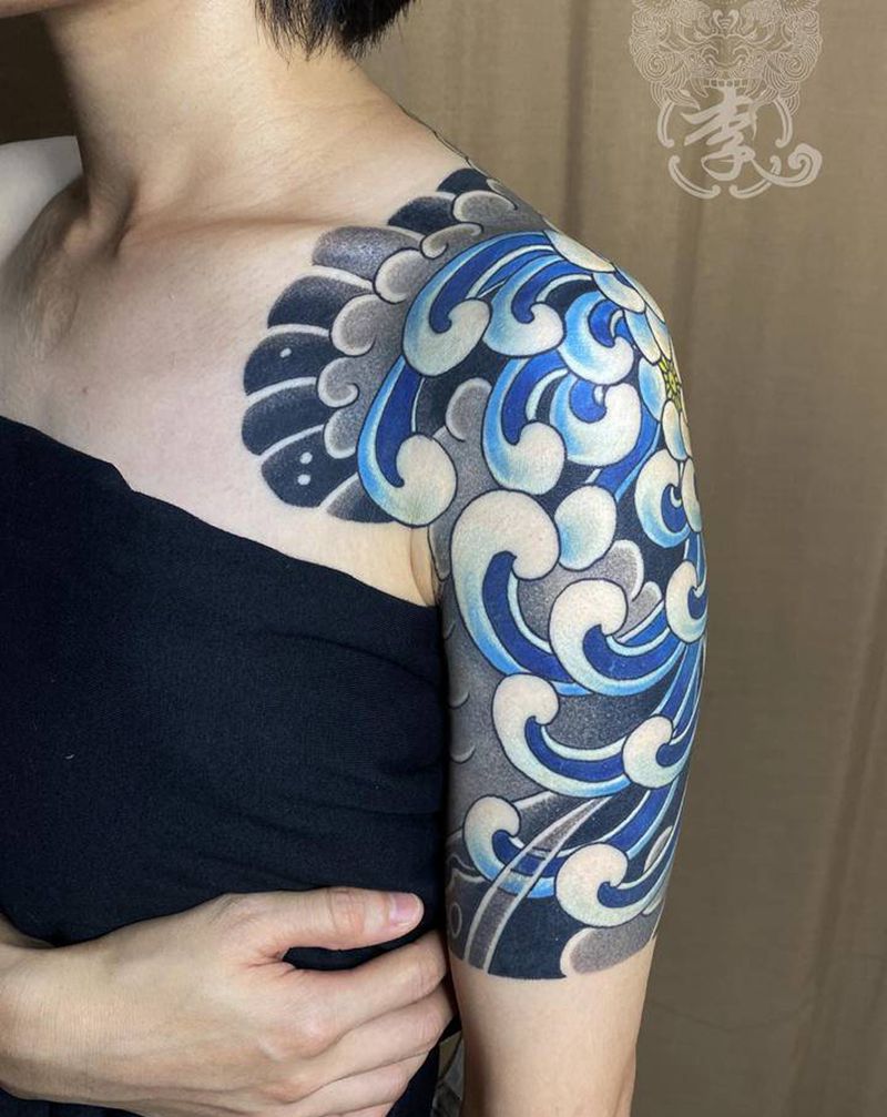 菊花猫纹身图片_手臂背部老传统新传统厦门小李刺青纹身图案