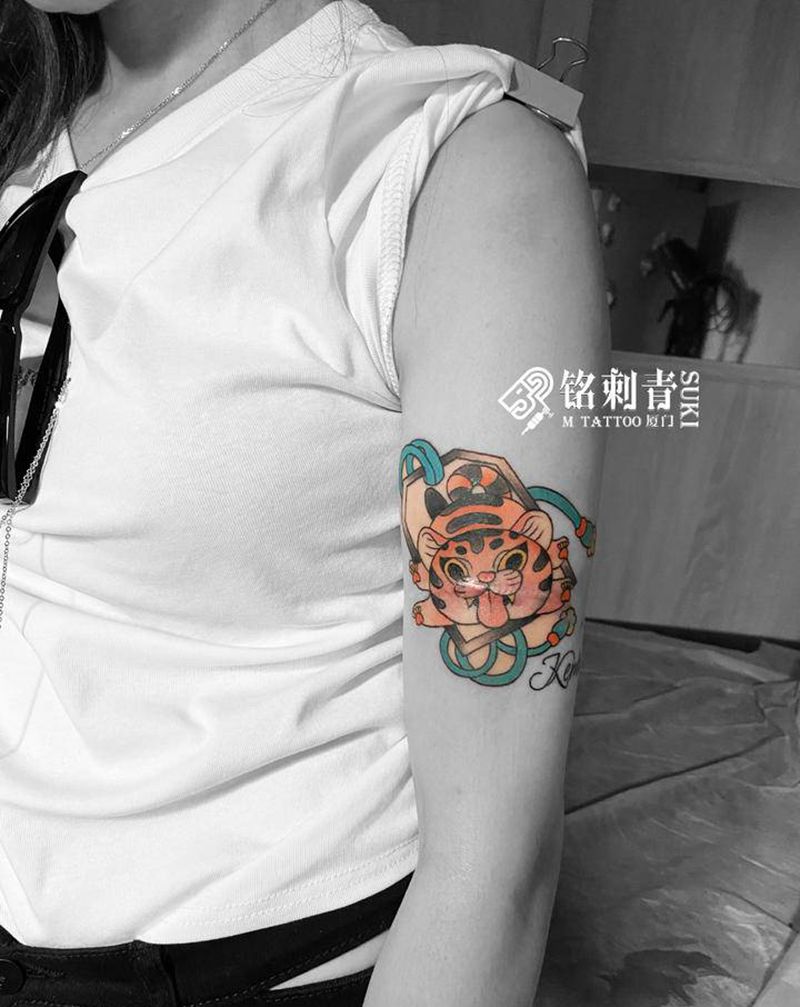 御守遮盖纹身图片_手臂Old SchoolNew School疤痕遮盖御守纹身图案