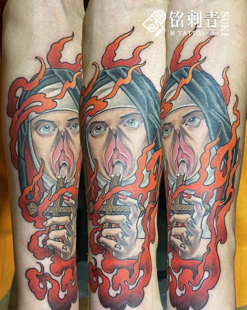 修女也疯狂纹身图片_手臂New School纹身图案