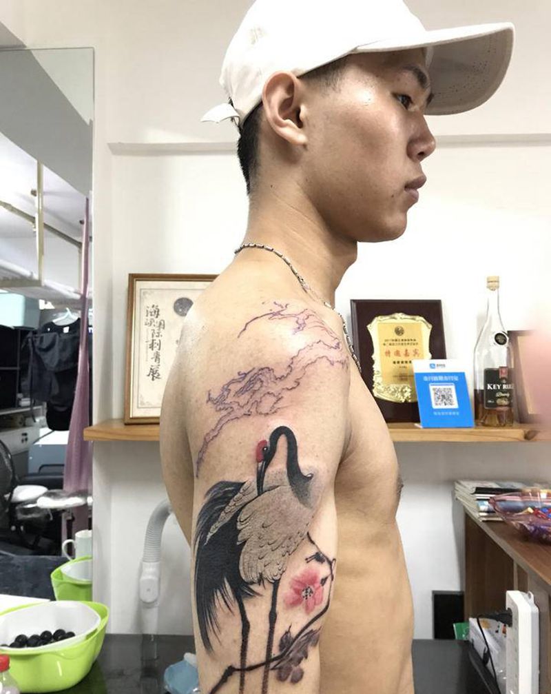 客选图。细节原创未完成纹身图片_手臂纹身图案