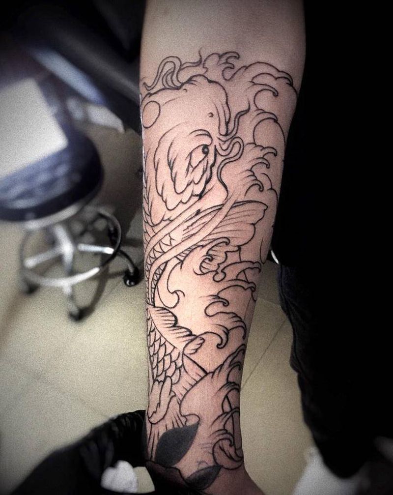 包小臂鲤鱼纹身图片_颈部背部New School几何纹身图案