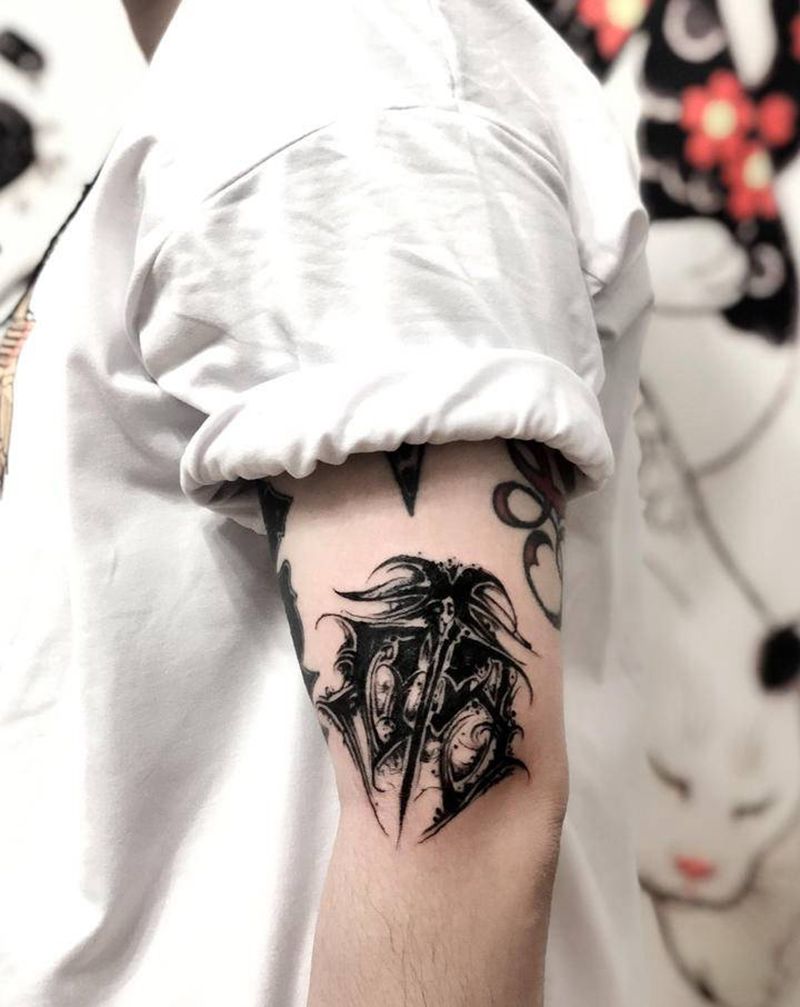 双鱼座♓️花体字纹身图片_手臂纹身图案