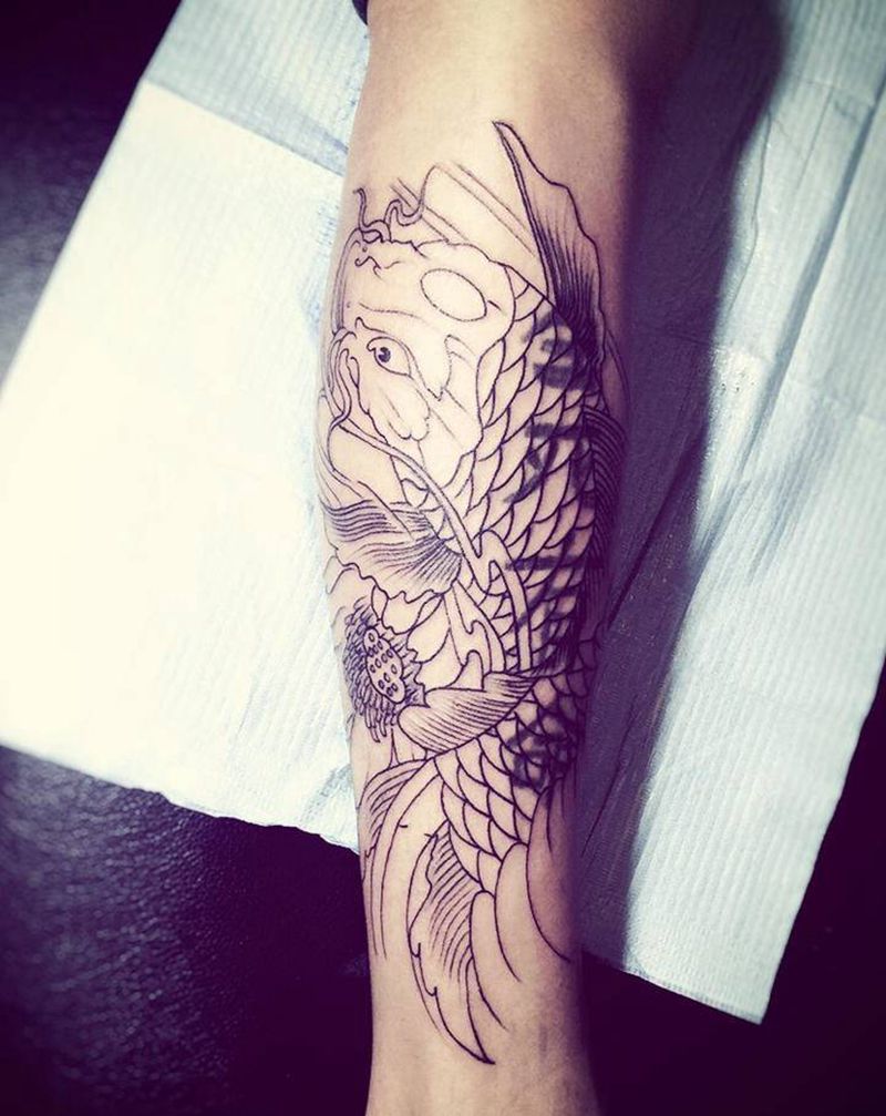 鲤鱼纹身图片_脚部腿部Old School老传统纹身图案