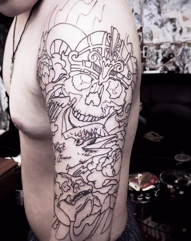 骷髅头纹身图片_颈部腿部几何水墨纹身图案